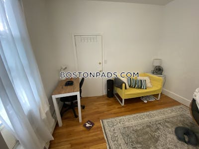 Somerville Apartment for rent 2 Bedrooms 1 Bath  East Somerville - $2,800