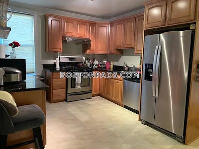 Lower Allston Apartment for rent 3 Bedrooms 2 Baths Boston - $3,950