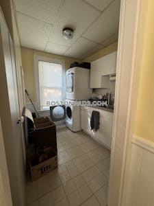 Somerville Apartment for rent 2 Bedrooms 1 Bath  East Somerville - $3,000 No Fee