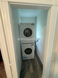 Cambridge Apartment for rent 3 Bedrooms 1 Bath  Central Square/cambridgeport - $4,400 50% Fee