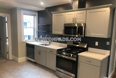 Dorchester 4 bedroom 1 baths in BOSTON Boston - $4,400 No Fee