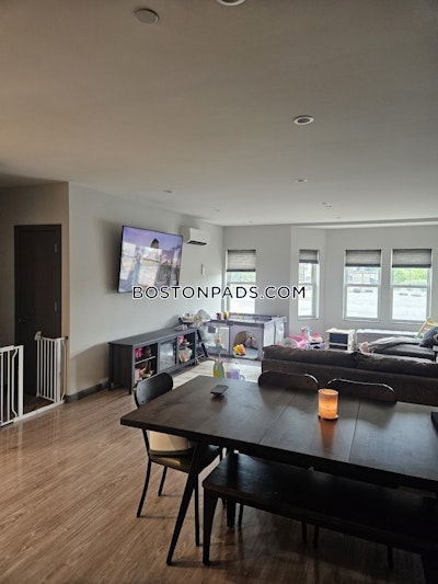 Quincy 2 bedroom 2 baths in QUINCY  North Quincy - $3,100 No Fee