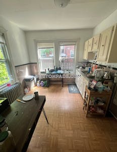 Allston/brighton Border Apartment for rent 4 Bedrooms 2 Baths Boston - $4,300 No Fee