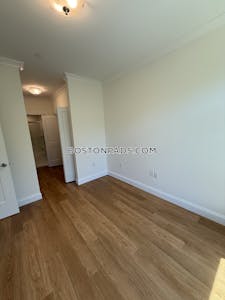 Brookline Apartment for rent 1 Bedroom 1 Bath Chestnut Hill - $3,170 No Fee