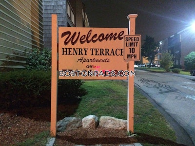 Worcester 2 bedroom 1 baths in Worcester - $2,025