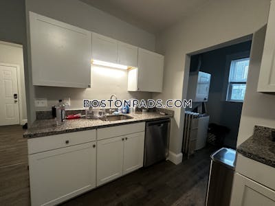 Dorchester Apartment for rent 3 Bedrooms 1 Bath Boston - $2,395 No Fee