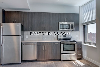 Lynn 1 bedroom 1 baths in LYNN - $2,225 No Fee