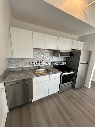 Natick 2 Beds 1 Bath - $2,650