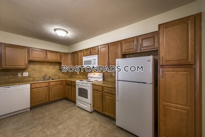 Lexington Apartment for rent 2 Bedrooms 2 Baths - $3,200 No Fee