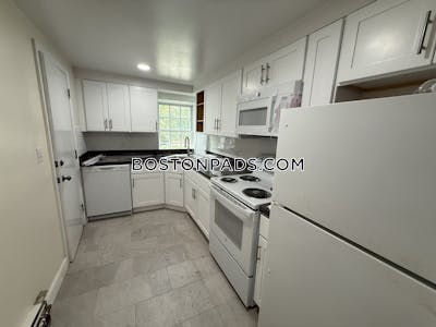 Lexington 2 bedroom 2 baths in LEXINGTON - $3,100 No Fee