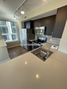 Downtown 2 Beds 1 Bath Boston - $4,880