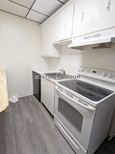 Chelsea Apartment for rent 2 Bedrooms 1 Bath - $2,000 No Fee