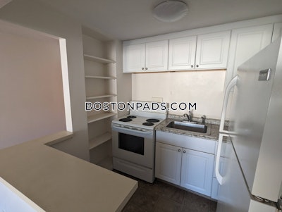 Melrose 2 Beds 1 Bath - $2,300