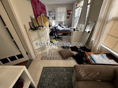 Somerville Apartment for rent 4 Bedrooms 1 Bath  Tufts - $5,200