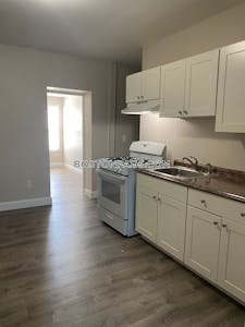 Fall River Apartment for rent 1 Bedroom 1 Bath - $1,700 No Fee